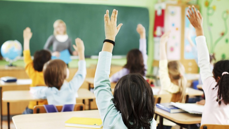 مرسوم بشأن التعليم الإلزامي